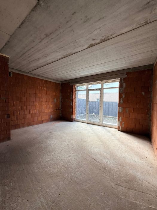 Продам Дуплекс поруч з Парком Дубки. Розвинена Локація. Без Комісії !