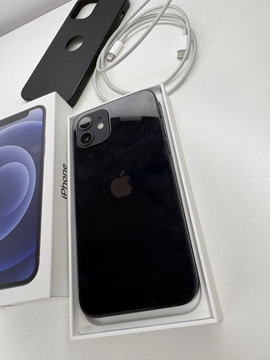 iPhone 12 64 GB – czarny (Midnight)