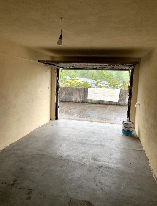 Garagem junto á UBI