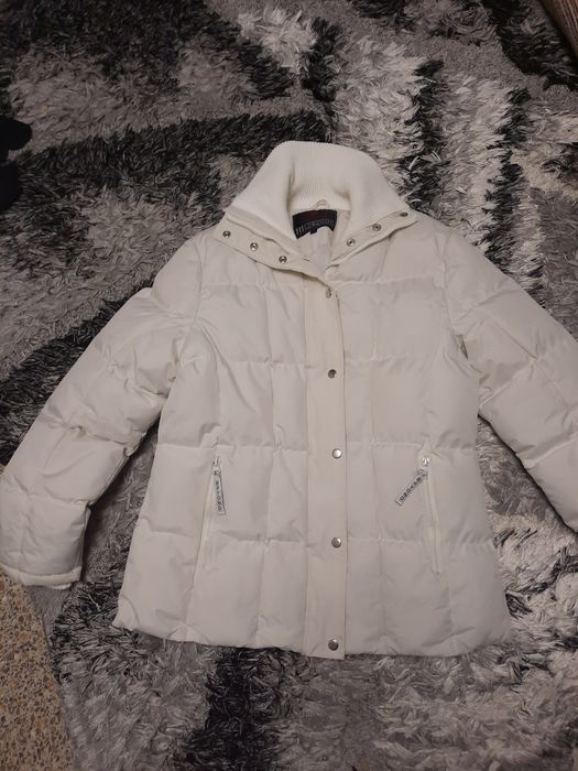Зимняя  женская белая куртка L