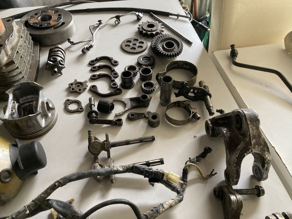 Peças variadas para honda xr600 ou lote