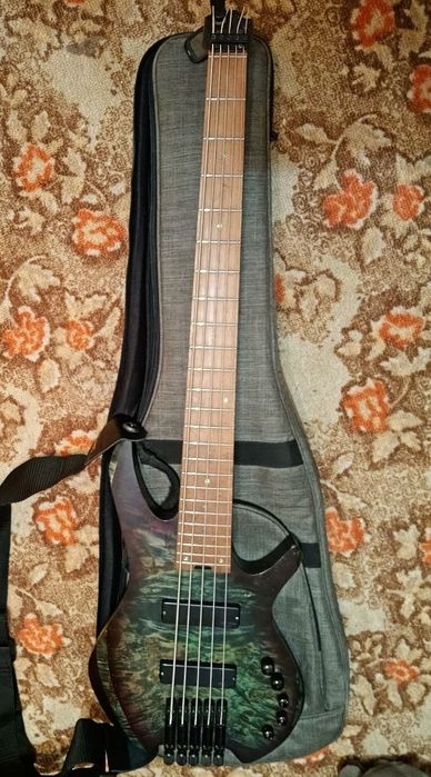 Бас гiтара cort space 5