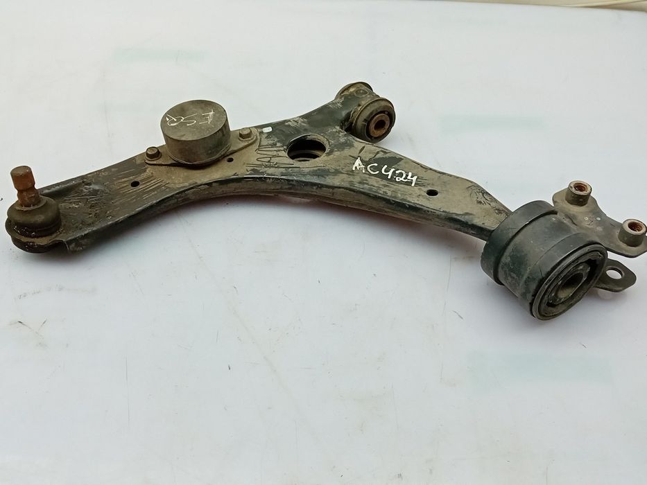 Braço de suspensão frente esquerdo MAZDA 5 (CR19)