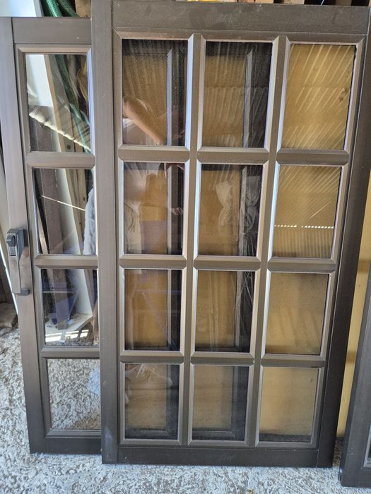 3 Janelas de alumínio + persianas