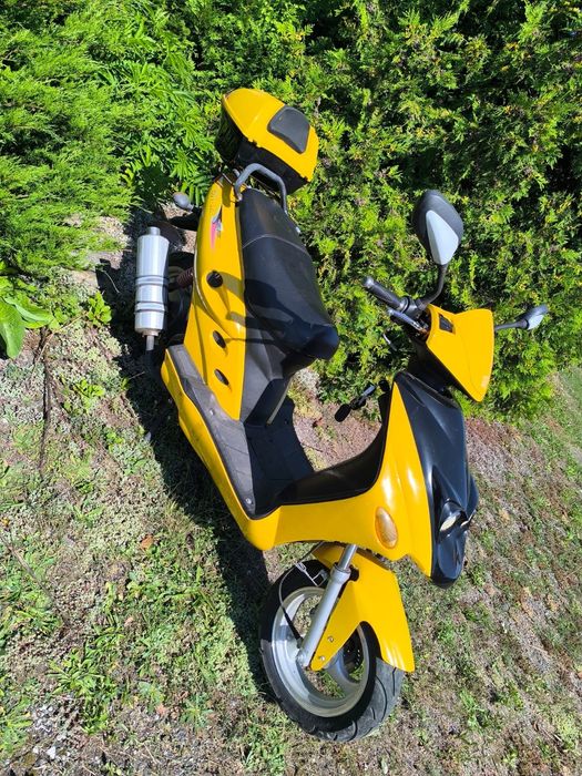 Мопед  Зоро Спорт 150.