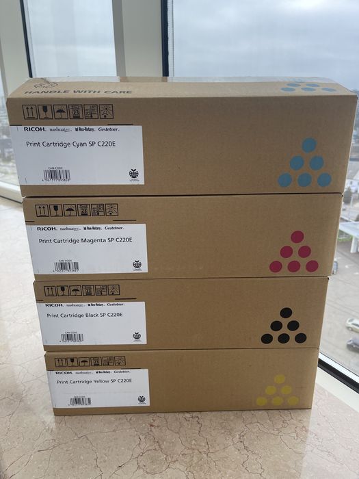 Ricoh тонер-картридж SP C220E