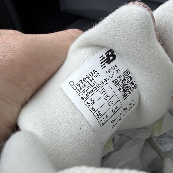 Жіночі кросівки нюбеланс рожеві з сірим сітка весна літо New balance 530 grey pink beige