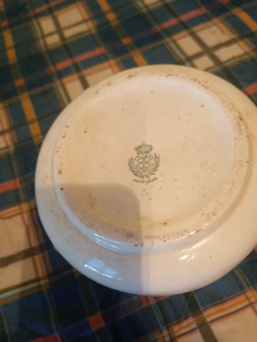 Vendo esta caneca muita bonita bom estado Massarelos