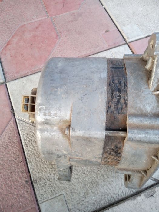 Генератор автобуса