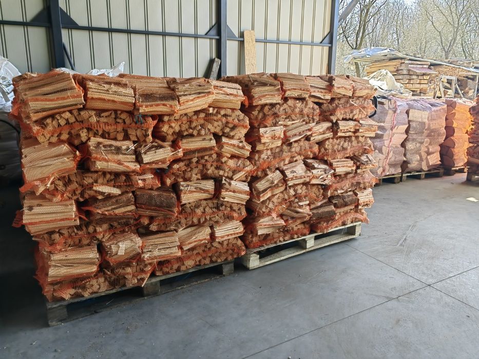 Rozpałka sosnowa i świerkowa drewno na pizze grilla czy BBQ