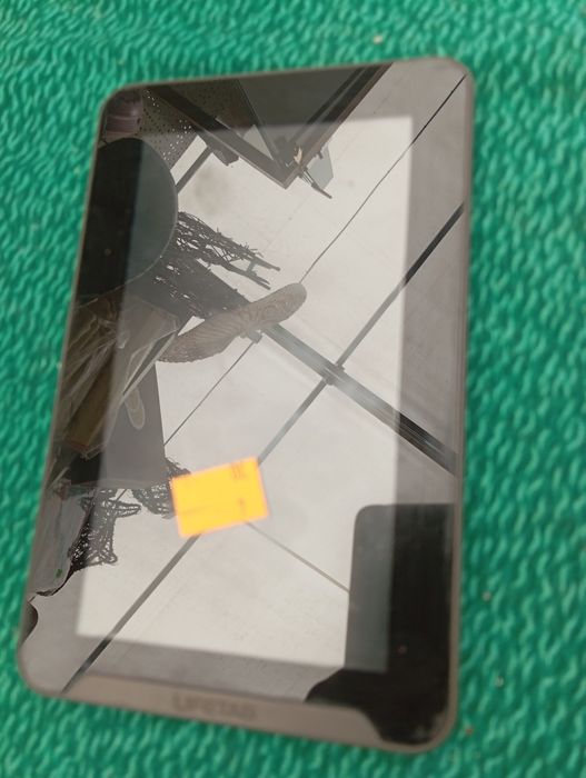Tablet lifetab e7316