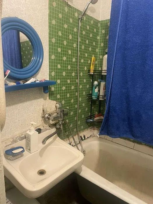Продам 3-комн квартиру в районе Янтарная ул.