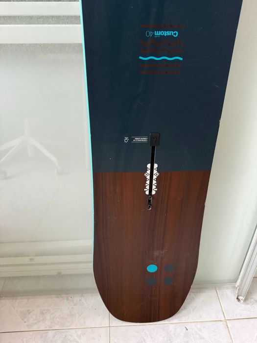 Snowboard Burton Custom 140 + fixações (para altura 155–160 cm)