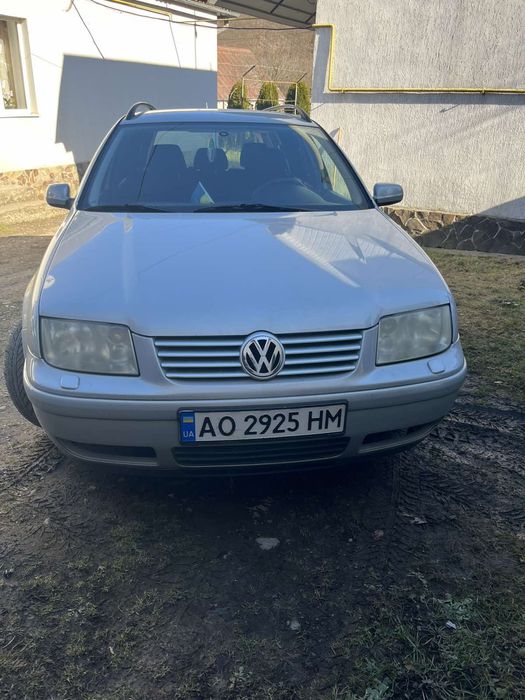 Volkswagen Bora.