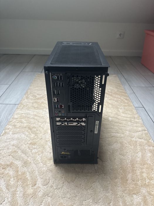 Computador torre usado