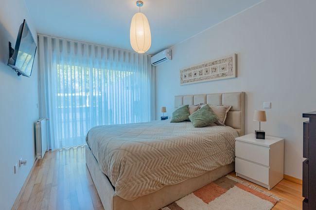 Cama casal 1,60x200 + Colchão Molaflex Ed Natura