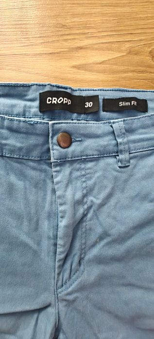 Krótkie spodenki jeansowe Cropp M