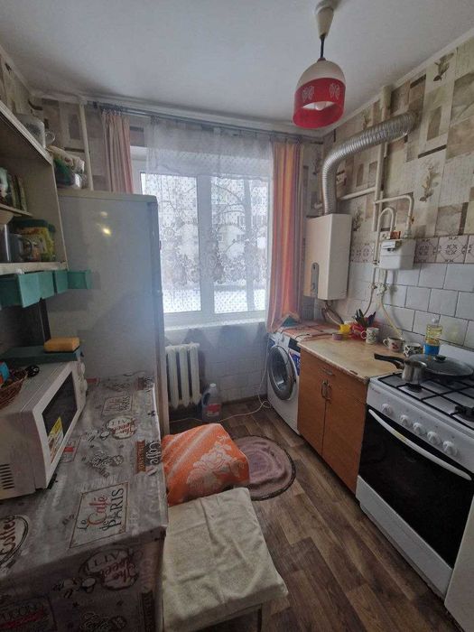 3 кімнатна квартира на вул. Льотна