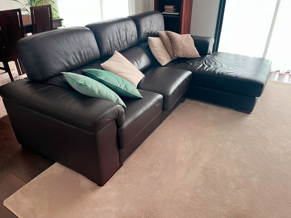 Sofá com chaise longue