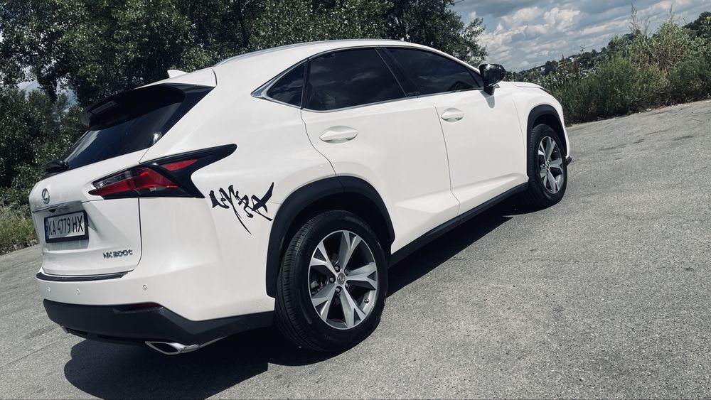 Надійний Lexus nx 200t