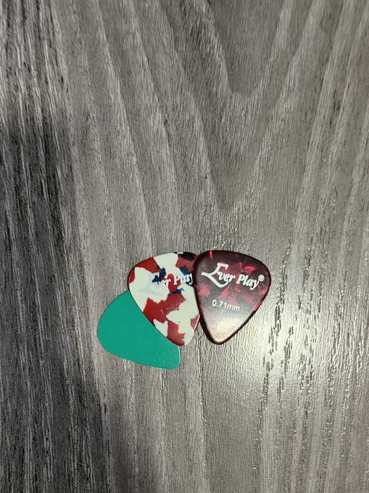 Zestaw Gitara Elektryczna, Wzmacniacz + Dodatki