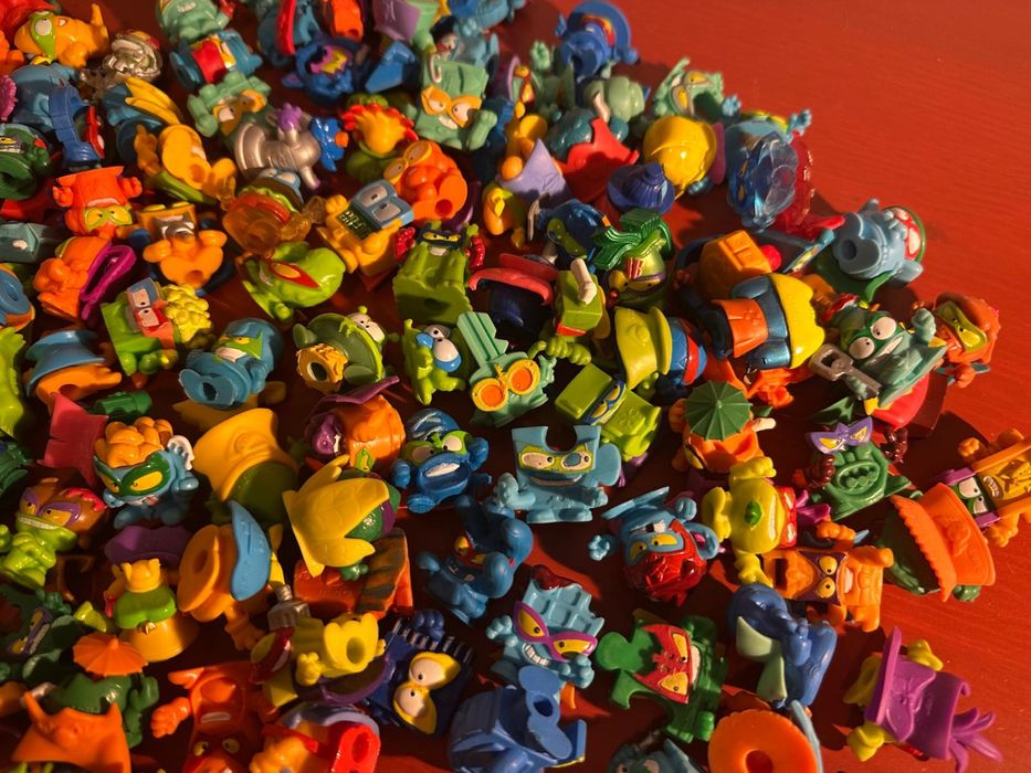 Super zings figurki 137 sztuk