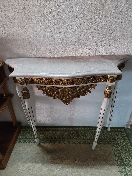 Wooden console table with stone top and mirror, in good overall condition64584276670466122