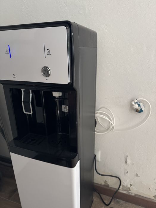 Fonte de agua com conexao á rede