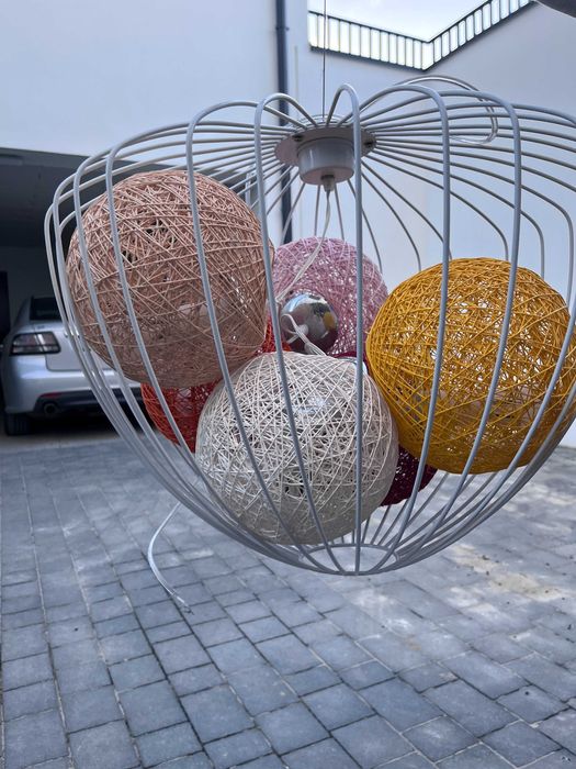 Lampa wisząca dla dzieci i młodzieży