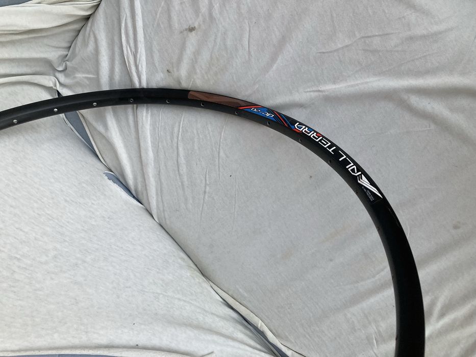 Obręcz 584X20C All Terra dc-20 26Cali Nowa Prawie