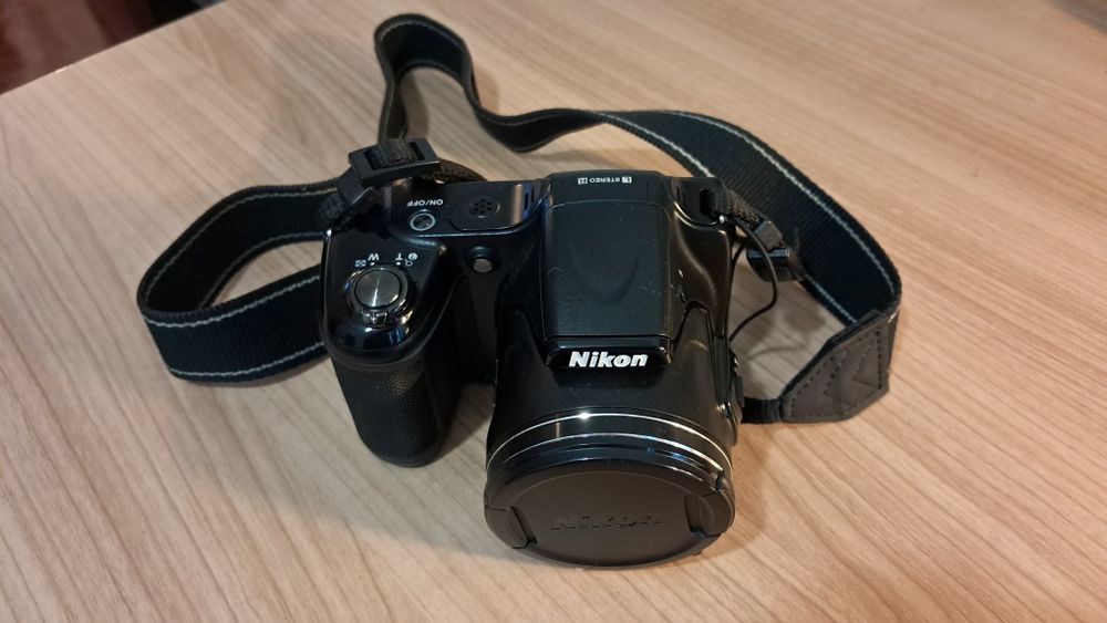 Máquina fotográfica Nikon Coolpix L820