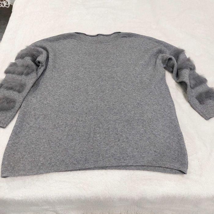 Світер з хутром  сірий