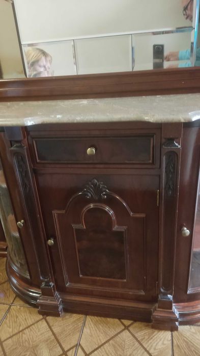 Aparador de corredor, bonito, como novo