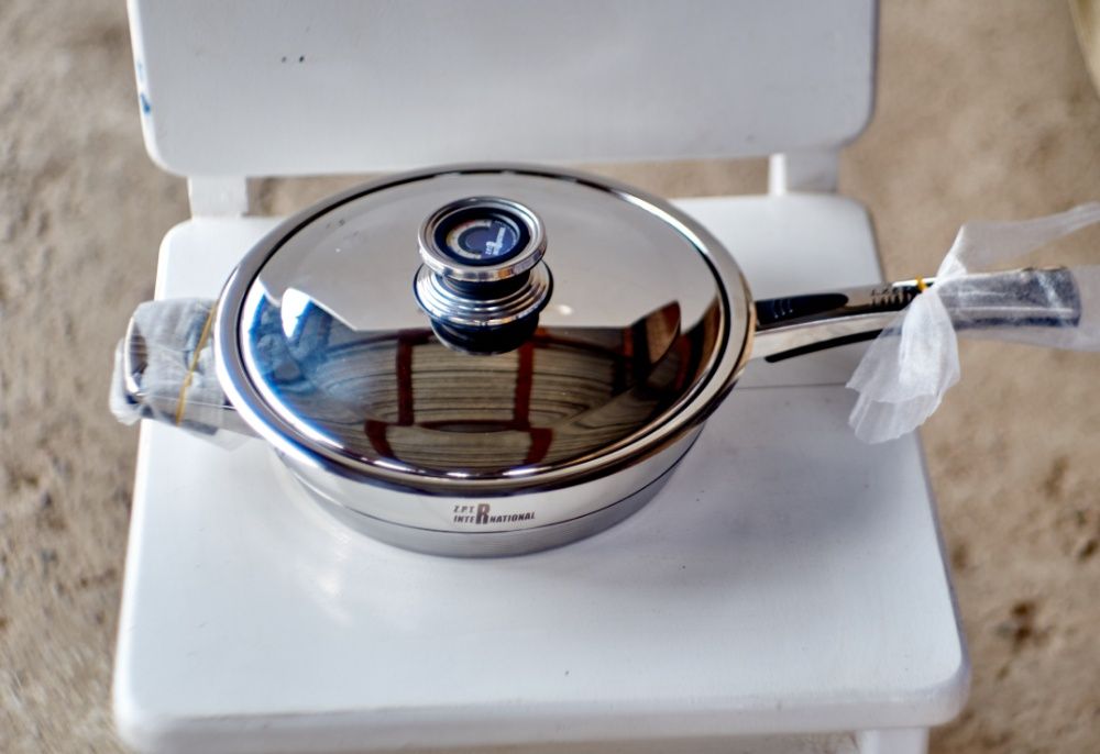 泡波　セット Набор посуды Z.P.T .International z.p.-1720: 5 000 грн. - Посуда