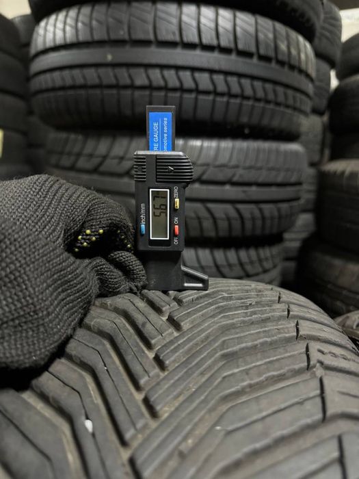 Шини зима Michelin  225 40 R18