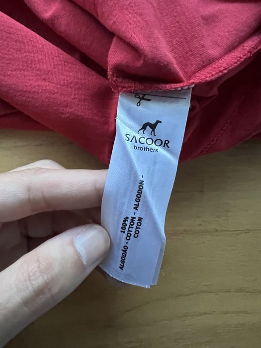 Tshirt vermelha Sacoor