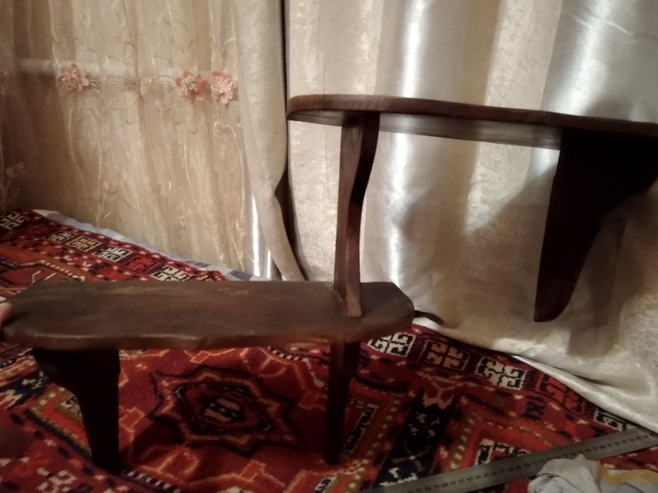 Полка полочка двойная деревянная настенная. Подвесная. Массив дерева.