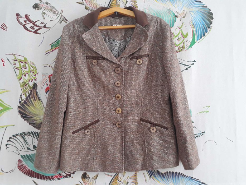 Твідовий шерстяний піджак розмір l/xl дивіться по замірах!