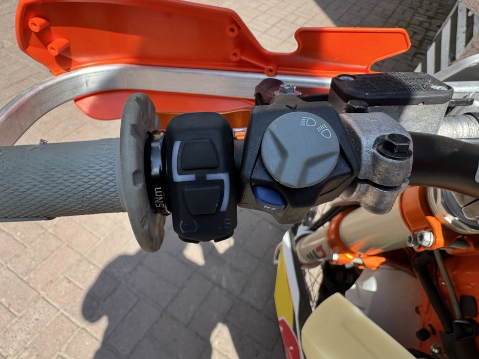 Продам KTM exc f 500  six days