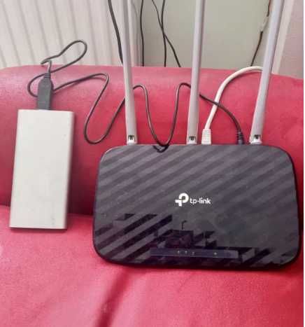 Переходник с павербанка к роутер WiF с индикатором. Когда нет света!