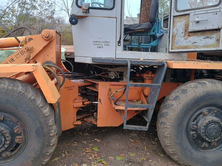 ТО-30 Фронтальний навантажувач