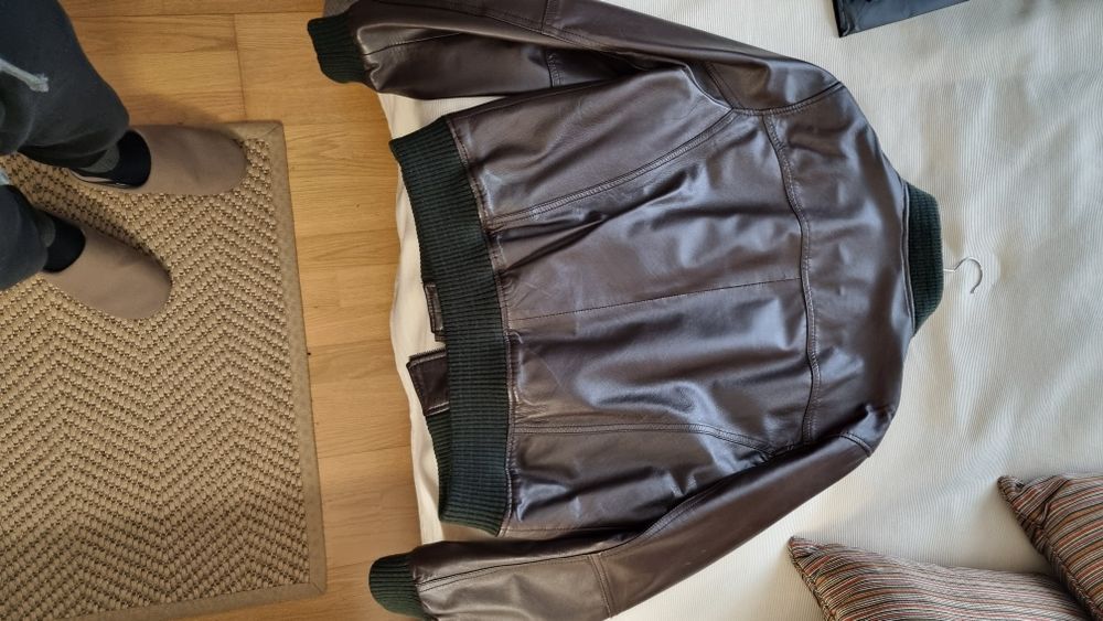 Casaco de pele em bom estado