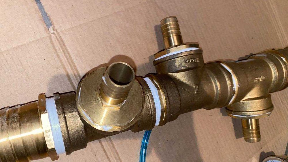 Conjunto em Latão com Manómetro – Sistema de Ar Comprimido / Água