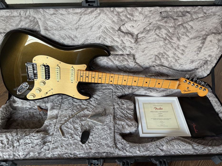 Fender Stratocaster Ultra HSS Texas Tea USA
