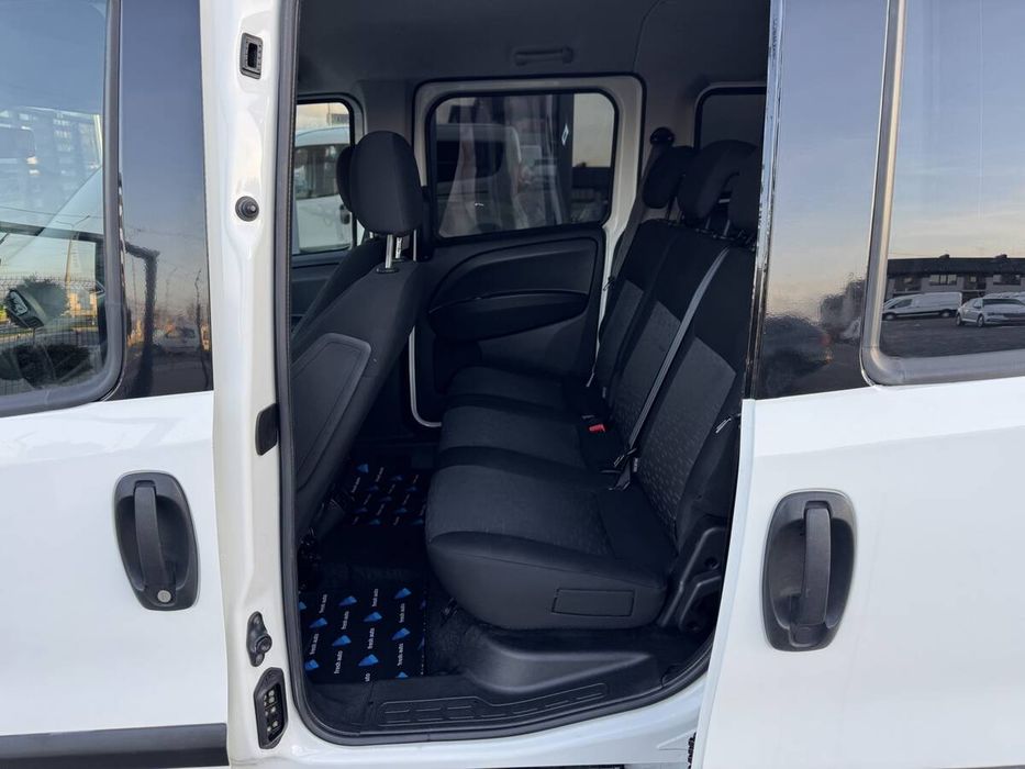 Opel Combo 2018 freshauto