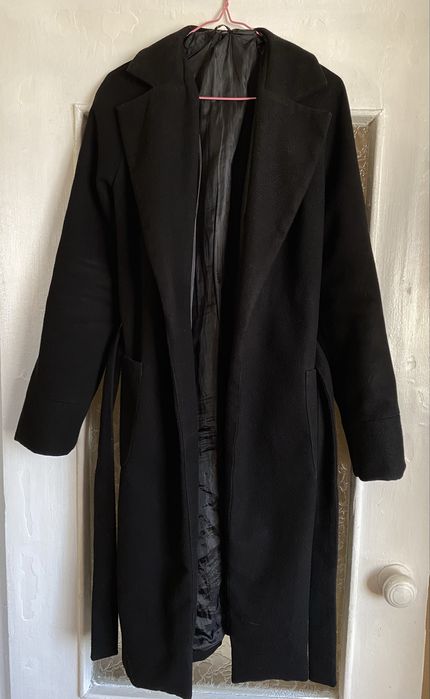 Пальто жіноче чорне