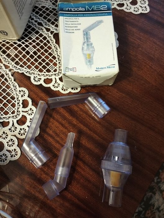 Продам інгалятор Artsana і колбу-насадки