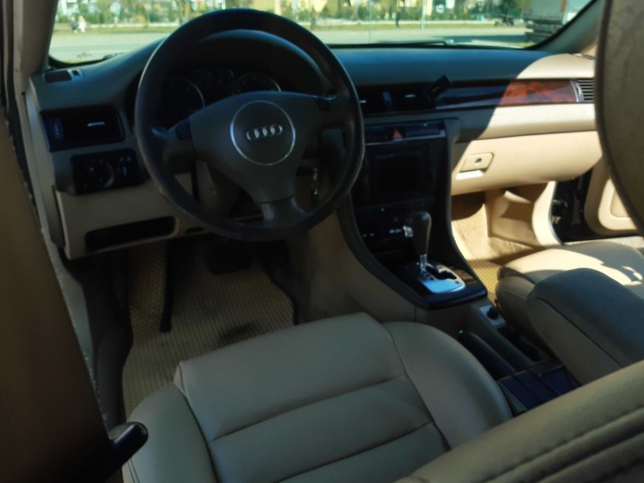 АUDI А6 С5 передній привід  2003 року, 2.5 TDI рестайлінг в максимальній люкс комплектації.
