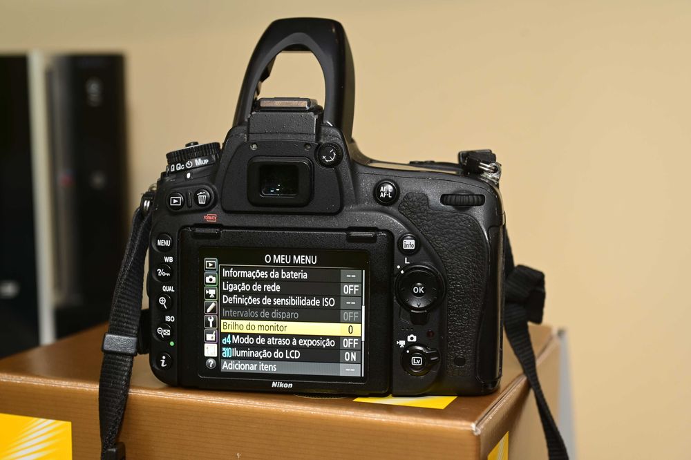 Nikon D750 + GRIP + Disparador + 2 baterias