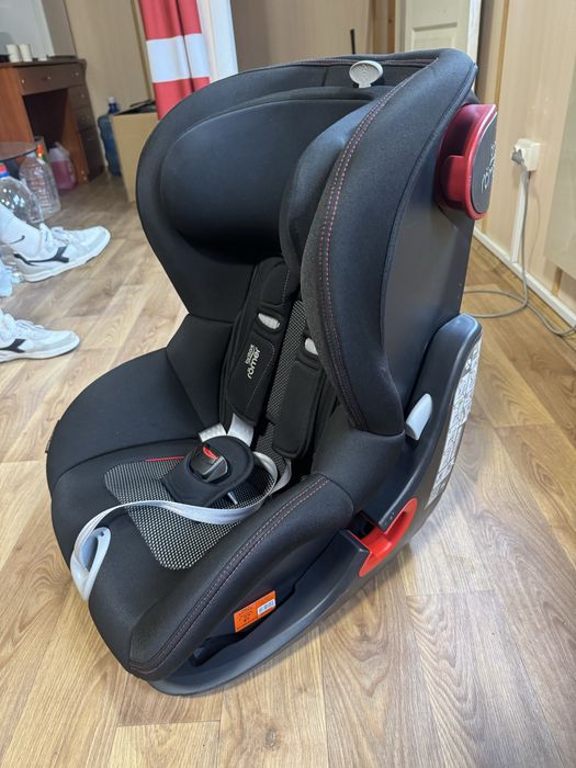 Britax Römer KING II ATS LS 9–18 кг автокрісло